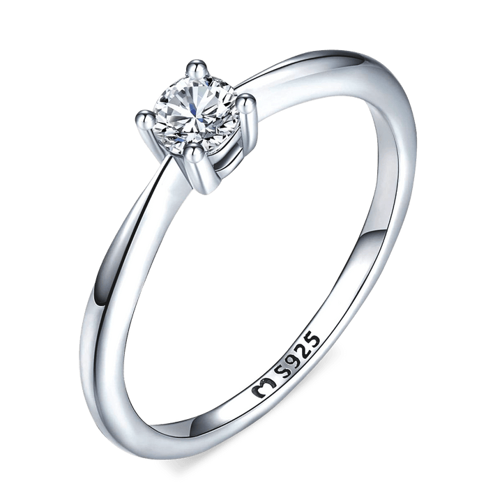Circonita Solitaria Ring